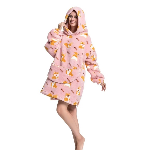 CORGI 😍 Super Soft Giant Sherpa Hoodie - Picture 1 of 9